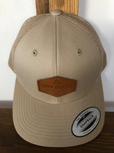 Load image into Gallery viewer, Trucker Yupoong Club - Camel/Camel  SA714
