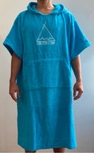Load image into Gallery viewer, Poncho - Turquoise  SA550
